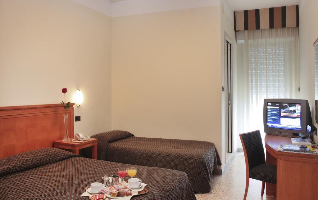 Nautilus Hotel Riccione Phòng bức ảnh